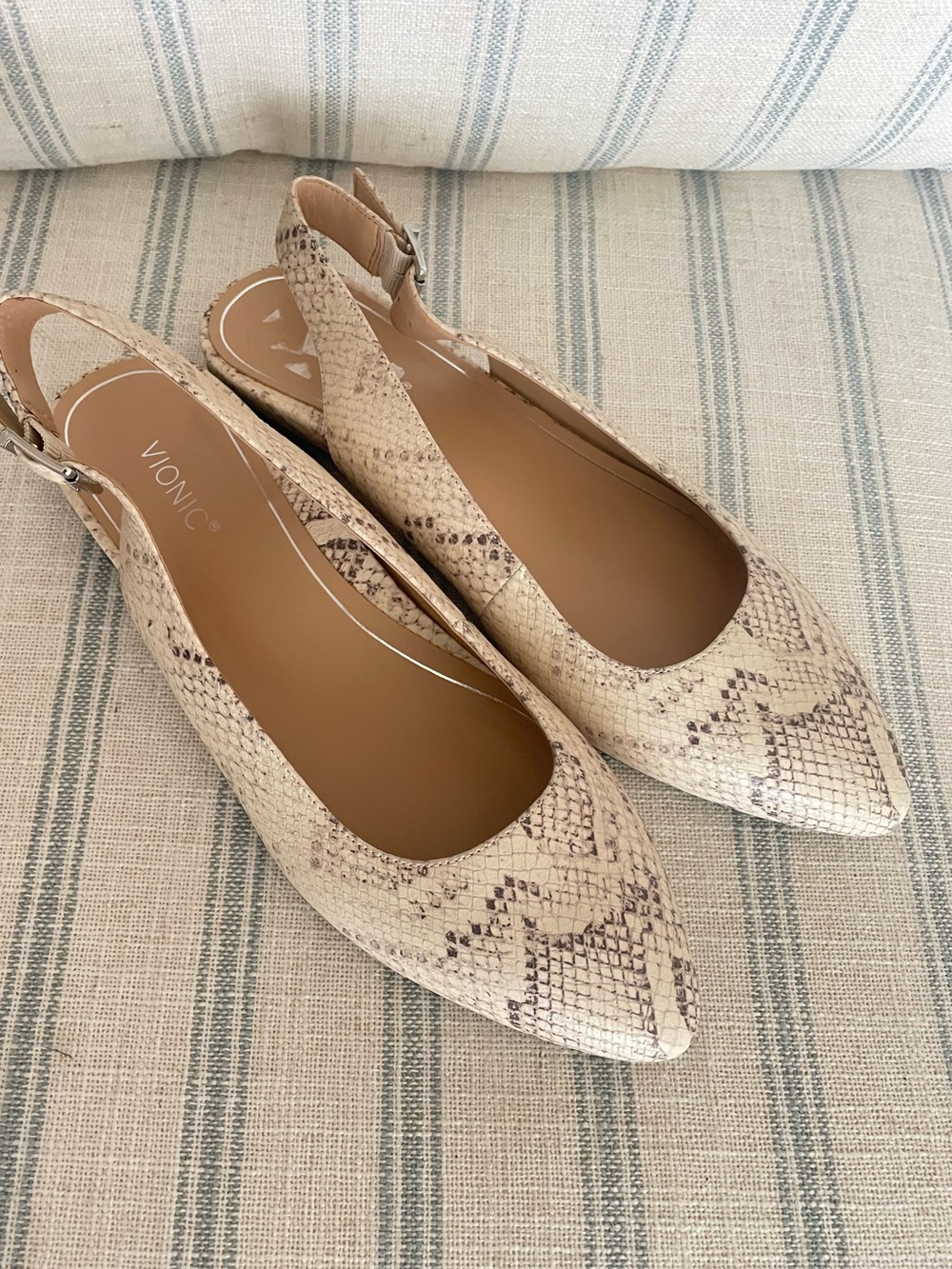 Vionic Jade Snakeskin Slip On Slingback Flats with Arch Support US 8